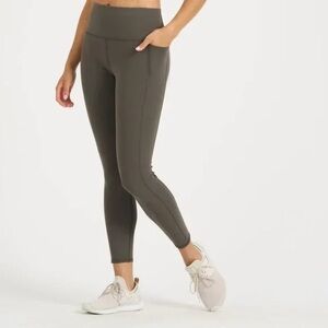 Vuori Studio Pocket Leggings Green